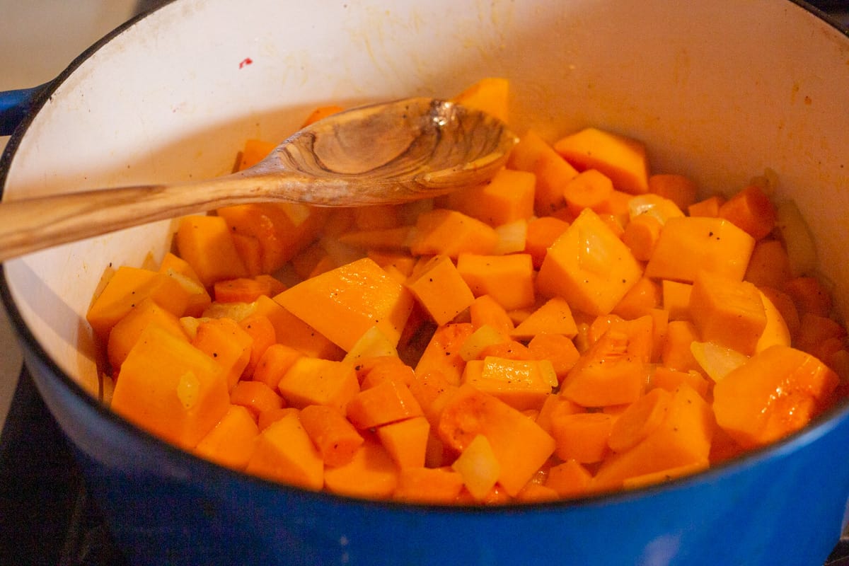 buttercup squash and carrot soup