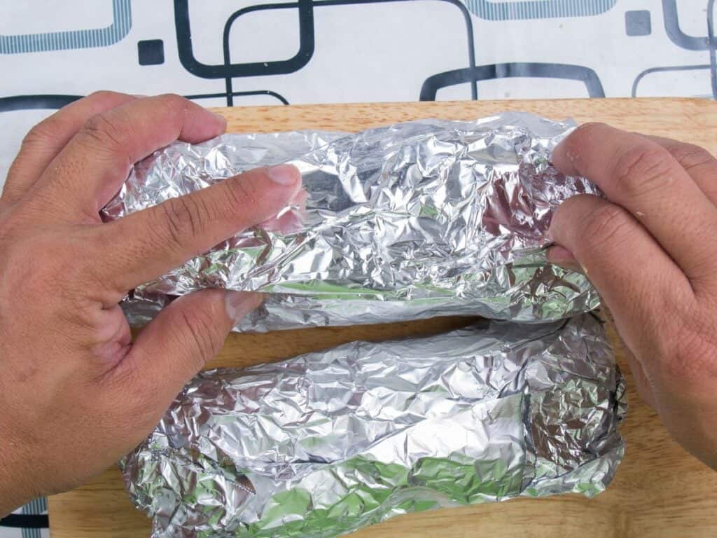 How to Reheat Garlic Bread in the Best 6 Tasty Ways She's Not Cookin'