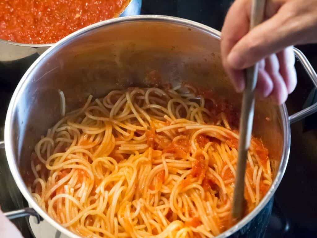 How to Reheat Pasta With or Without Sauce She's Not Cookin'