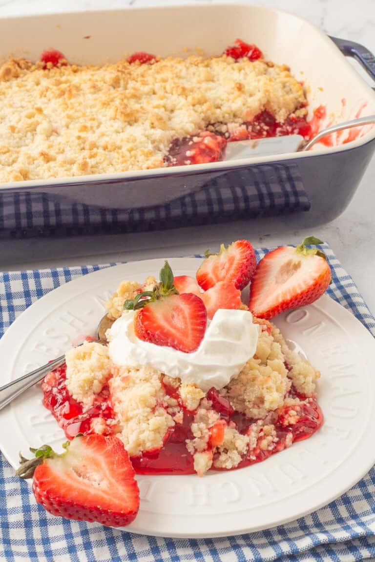 Strawberry Cream Cheese Dump Cake (4 Ingredients) She's Not Cookin'
