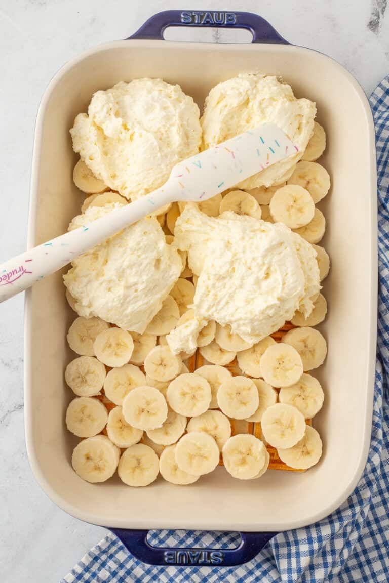 Not Yo' Mama's Banana Pudding (Paula Deen's Recipe) She's Not Cookin'