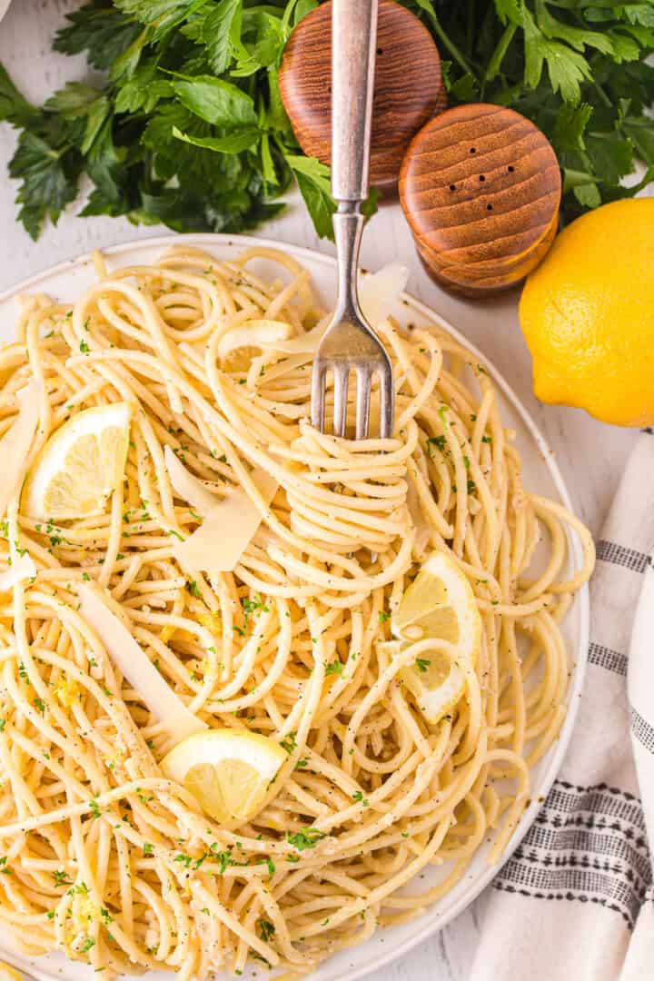 Easy Lemon Garlic Parmesan Pasta (Pasta al Limone) She's Not Cookin'