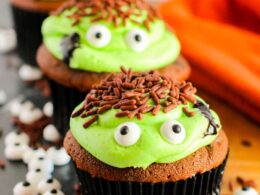 50 pz/pacco 7 Colori Muffin Cupcake Involucri Della Torta Tazza di