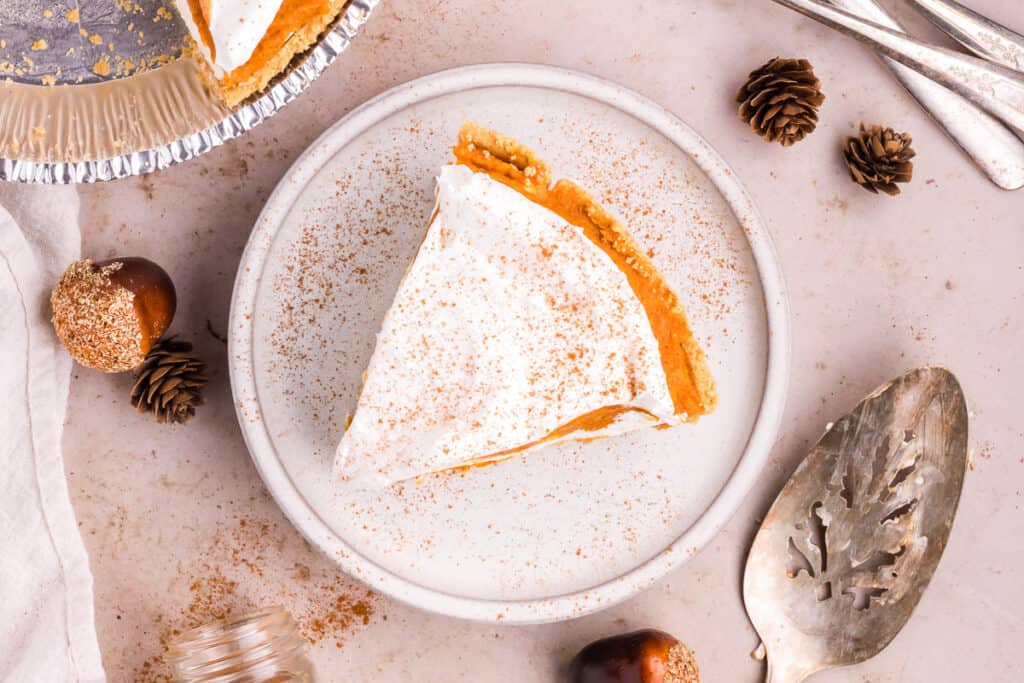 Easy No Bake Pumpkin Pie Recipe (With Cream Cheese) | She's Not Cookin'