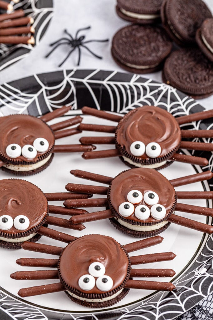 Oreo spiders on a Halloween plate.