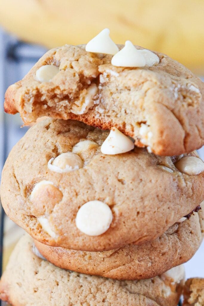 Banana pudding cookie stacked on a plate.
