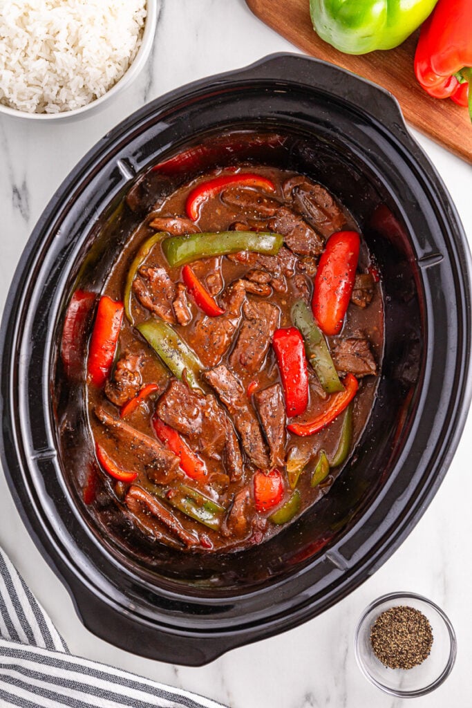 Slow cooker pepper steak in crockpot.