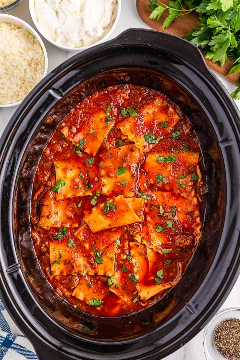 Lasagna soup in crockpot.