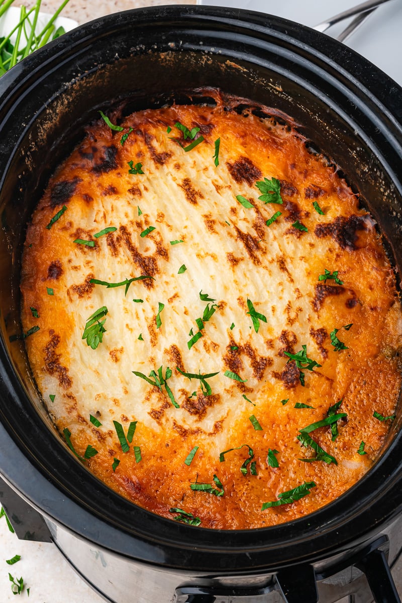 Finished dish of shepherd's pie in crockpot.