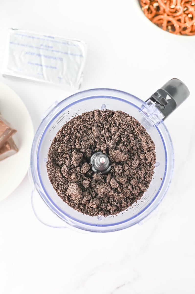 Oreo cookies in food processor.
