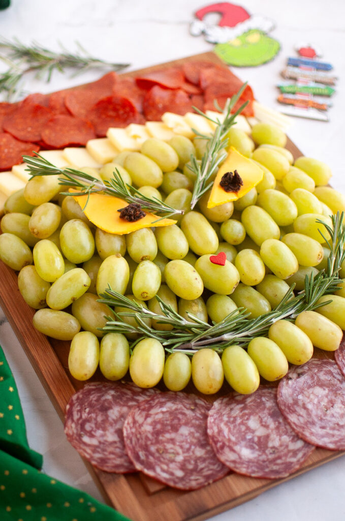 Grinch charcuterie board ready to be served.