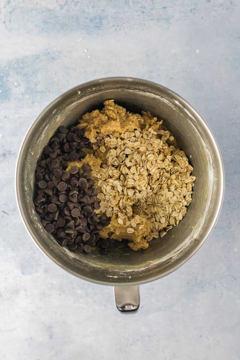 Oat are added to the dough along with chocolate chips.