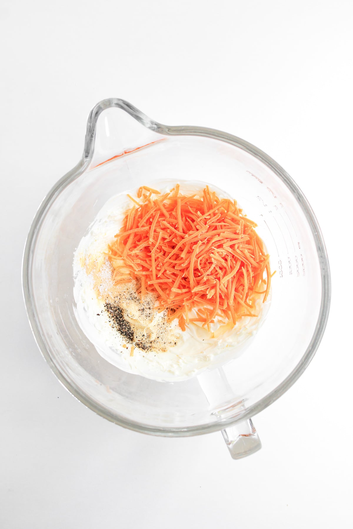 Ingredients for filling in glass bowl.